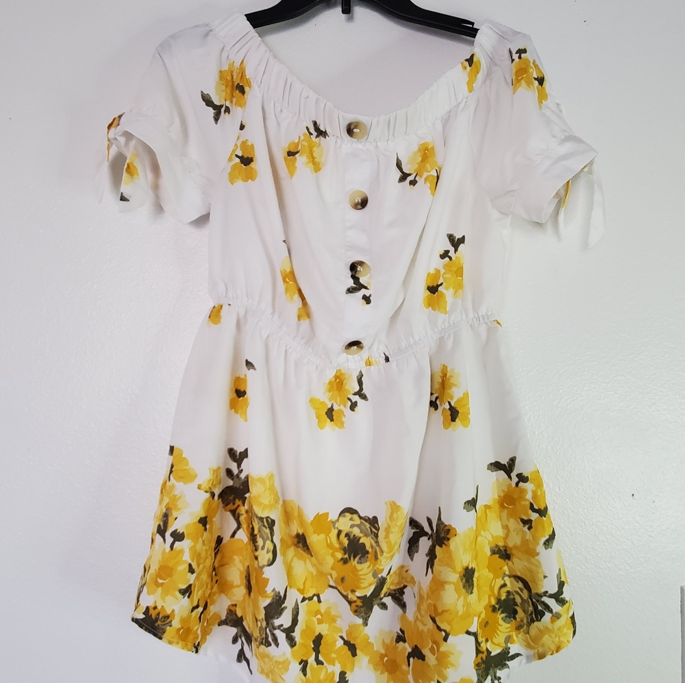 Summer off the the shoulder mini dress